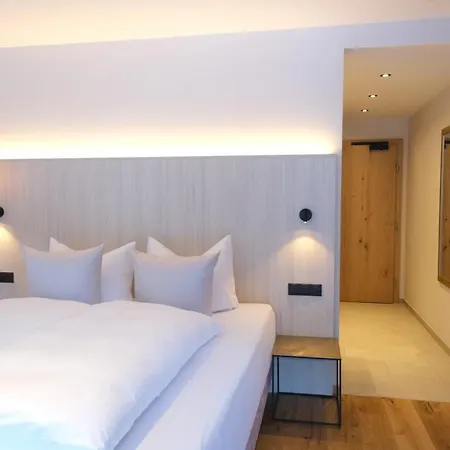Hotel Arlbergerin -new- All-in Super Flex Rate (adults Only) 4*